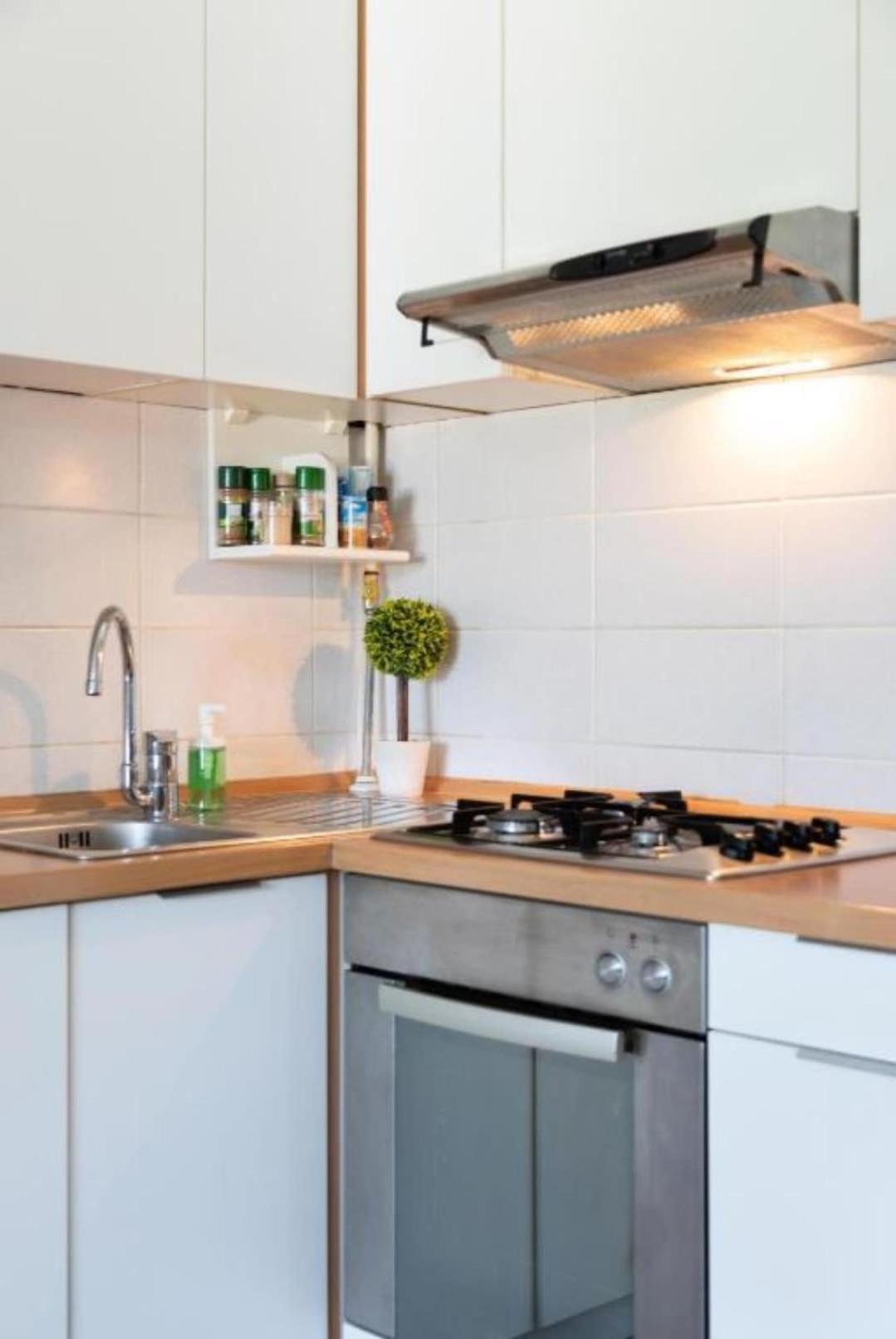 Tesla Apartment Urban Stay 자그레브 외부 사진