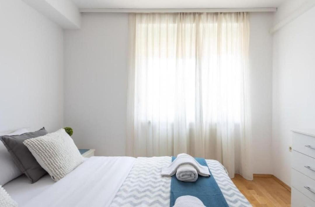 Tesla Apartment Urban Stay 자그레브 외부 사진