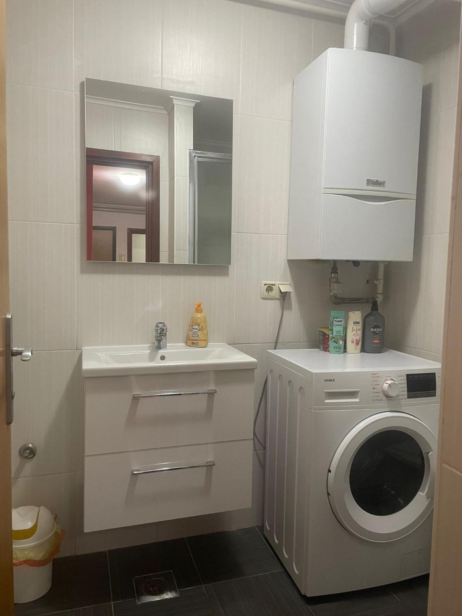 Tesla Apartment Urban Stay 자그레브 외부 사진